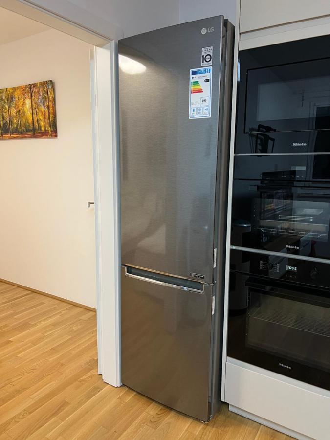 וינה Modern Apartment Bei U Bahn Simmering מראה חיצוני תמונה