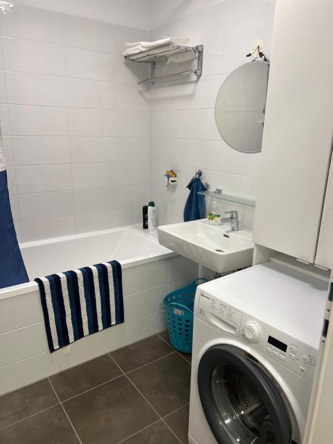 וינה Modern Apartment Bei U Bahn Simmering מראה חיצוני תמונה
